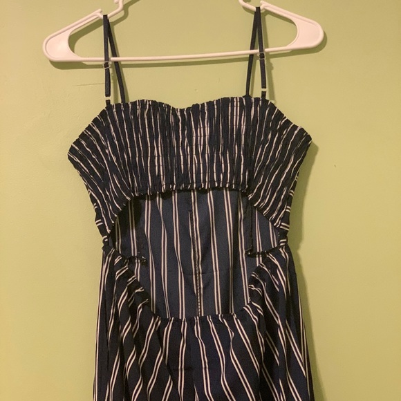 Jumpsuit Navy and White Stripes Bow Pants Straps - Picture 5 of 7
